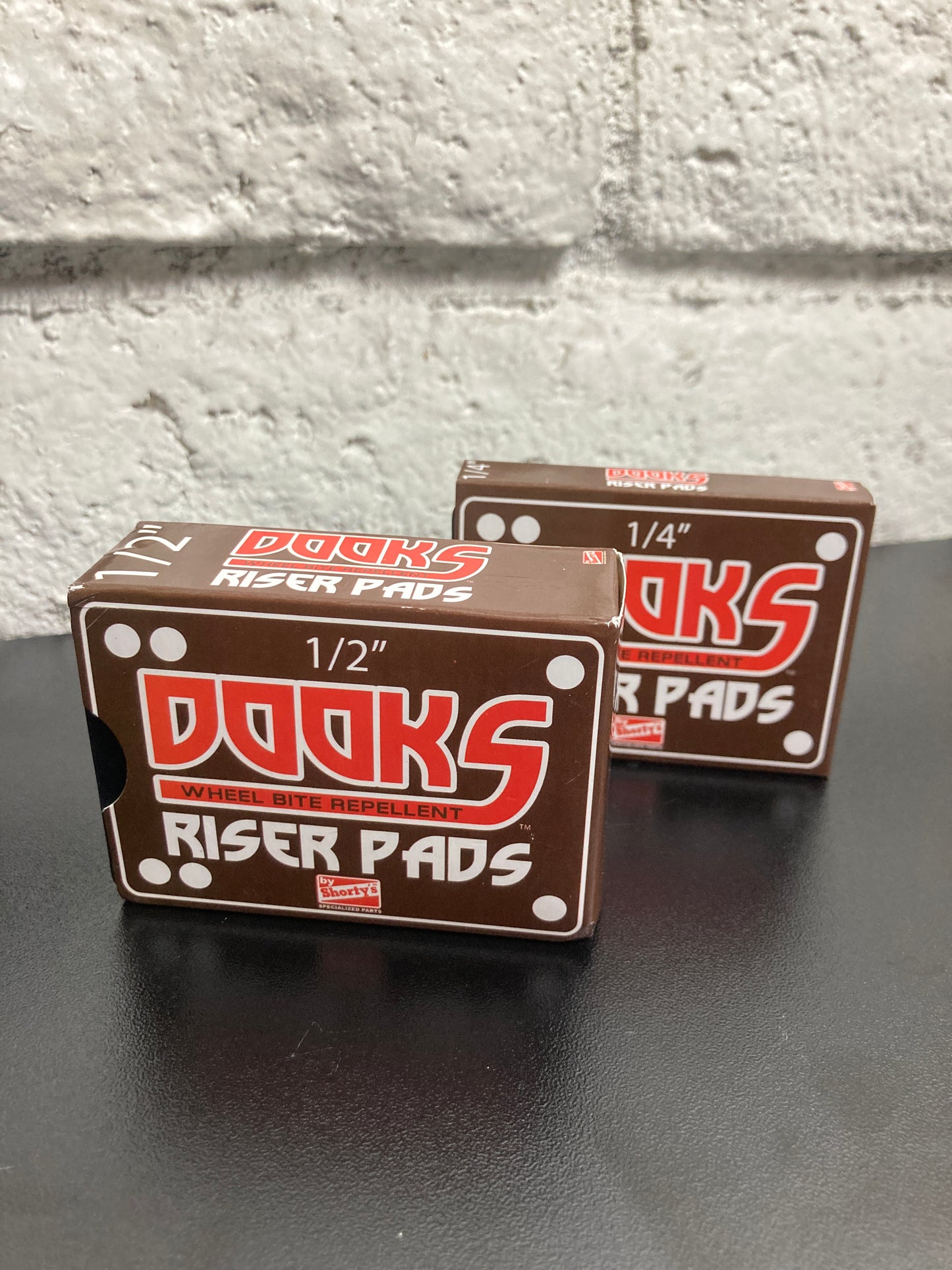 DOOKS | Riser Pads